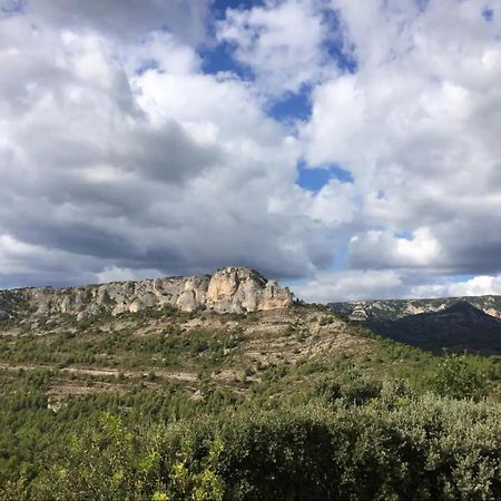 Maison Dans Beau Village Du Luberon Merindol Bagian luar foto