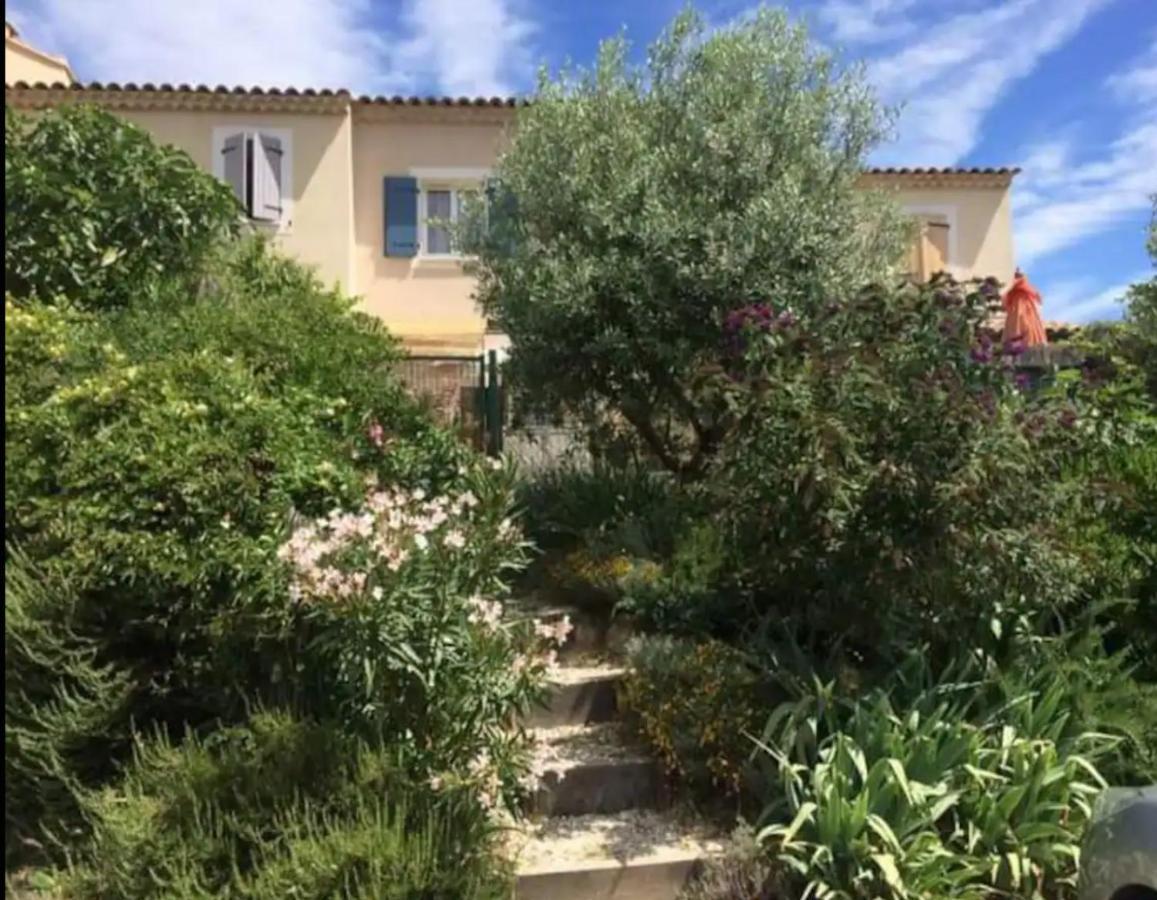 Maison Dans Beau Village Du Luberon Merindol Bagian luar foto